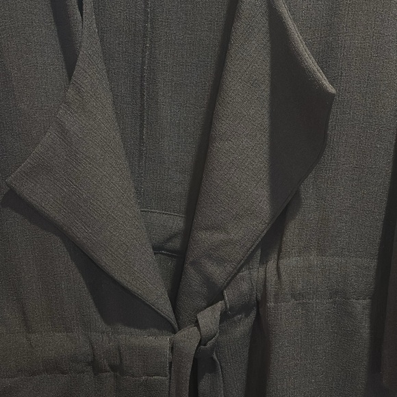 Thigh length coat - Picture 2 of 3